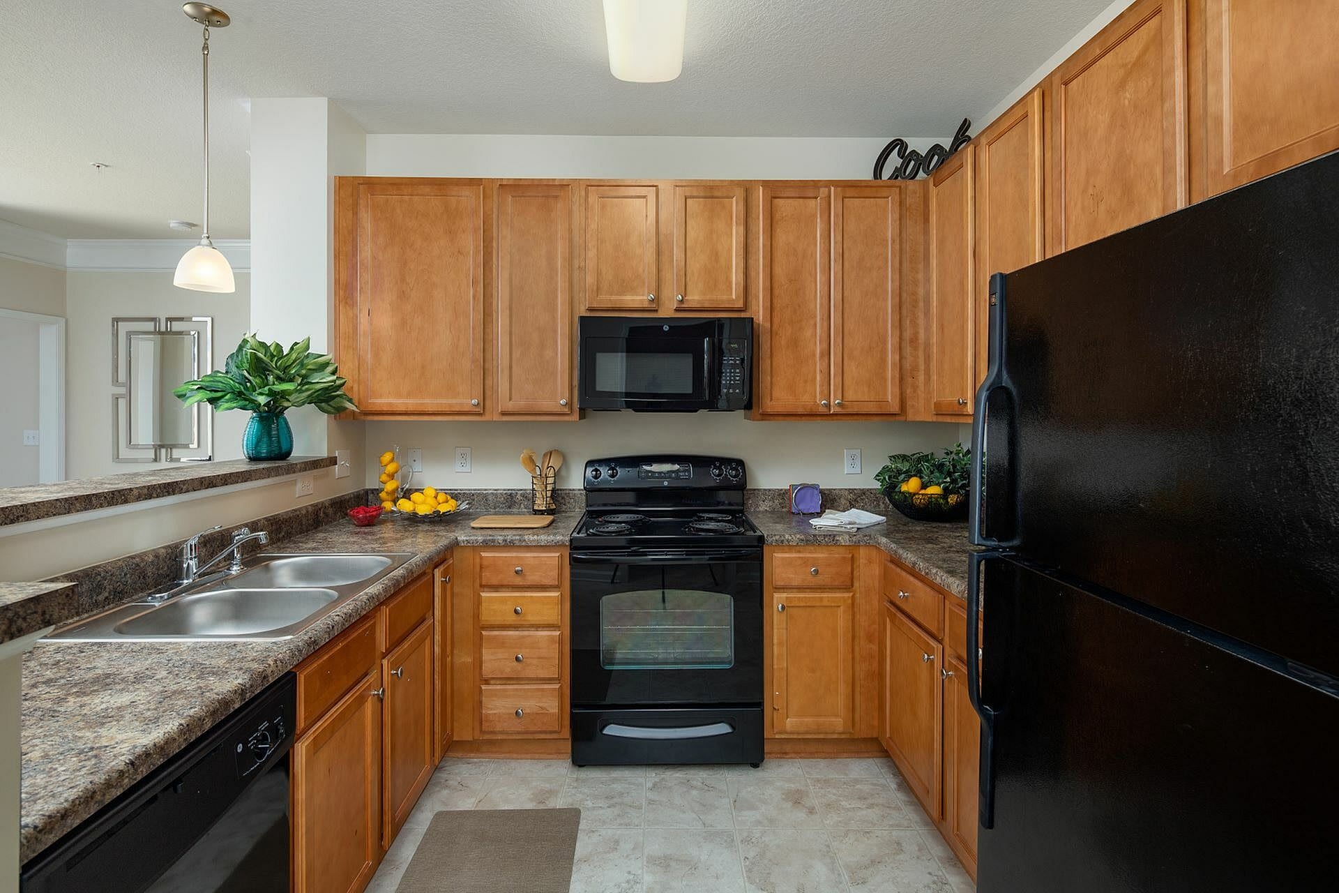 Abberly Village – photo 3