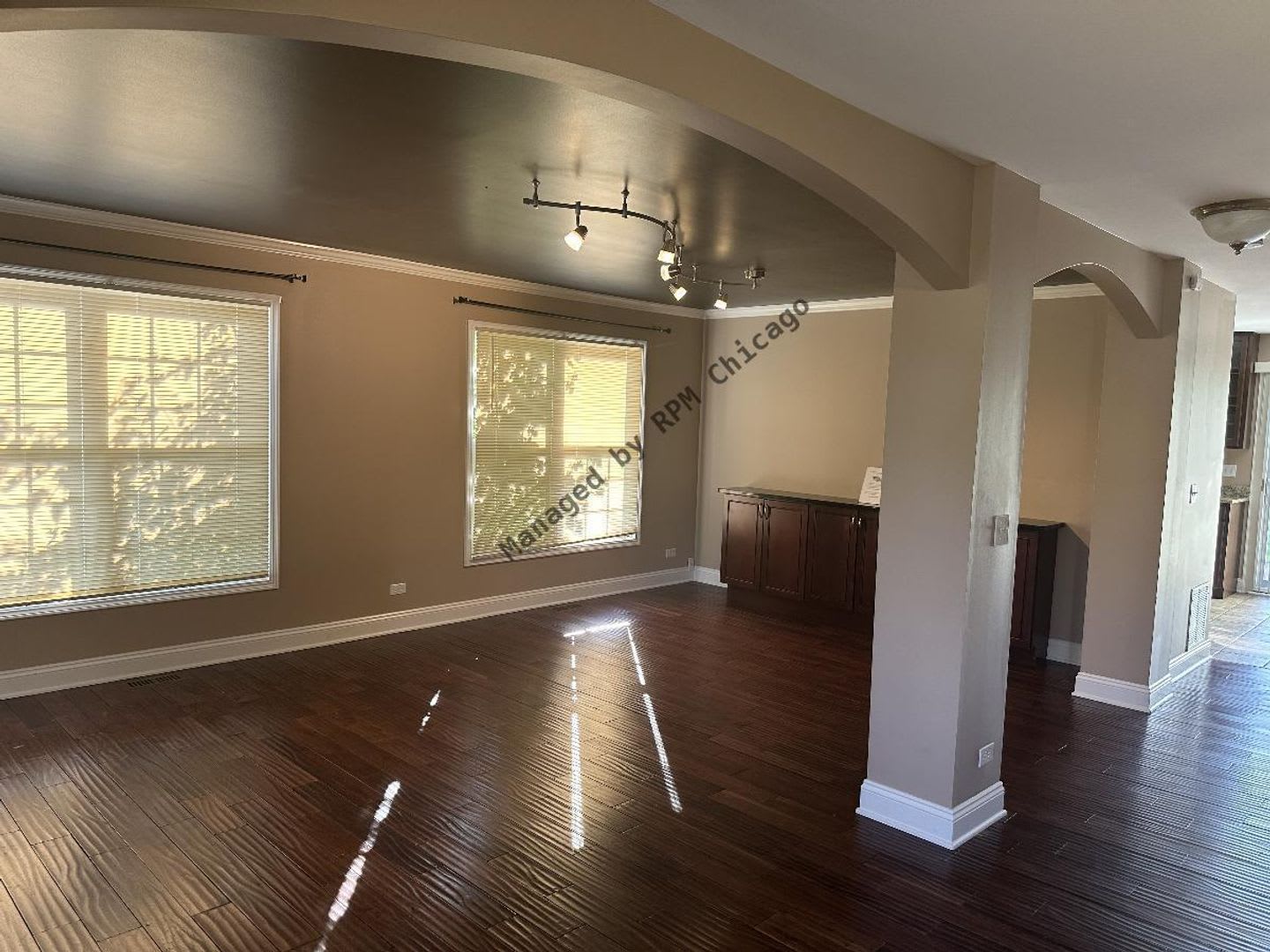 5490 Fox Path Ln Hoffman Estates, IL 60192 – photo 3