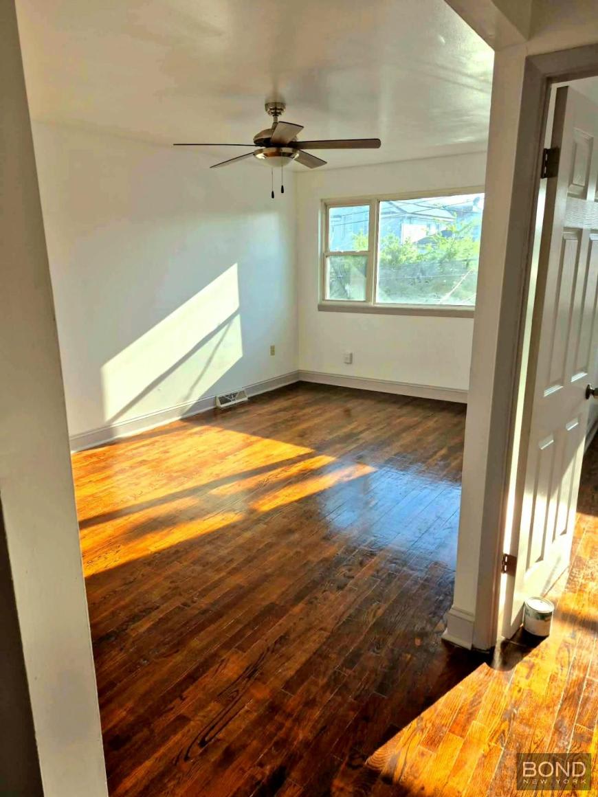 624 Underhill Avenue – photo 1