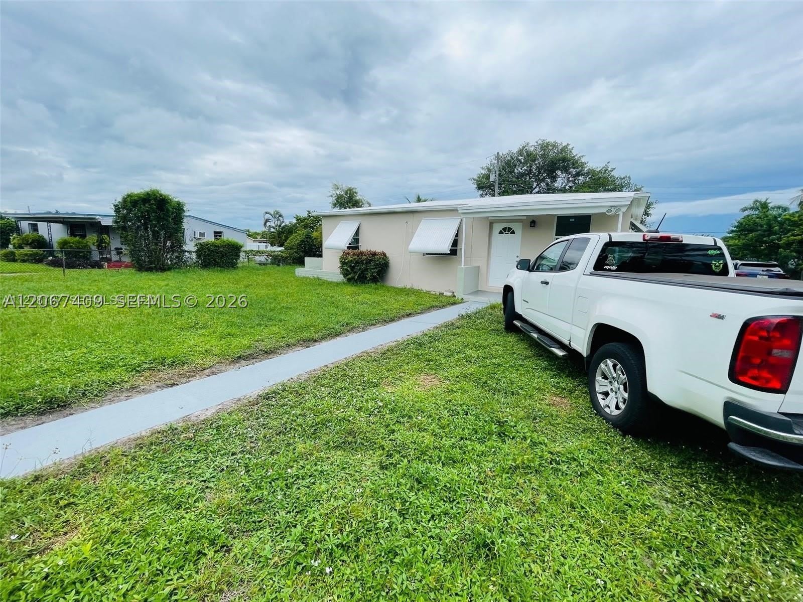 12330 NW 17th Ct – photo 3