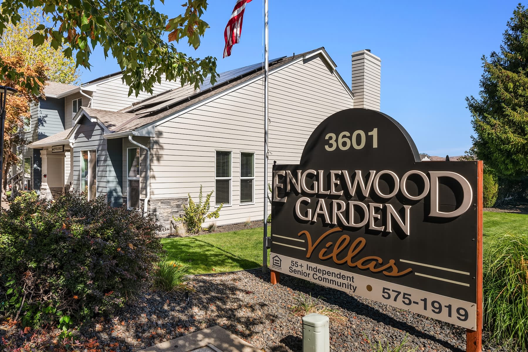 Englewood Garden Villa Apartments Senior Housing – photo 1
