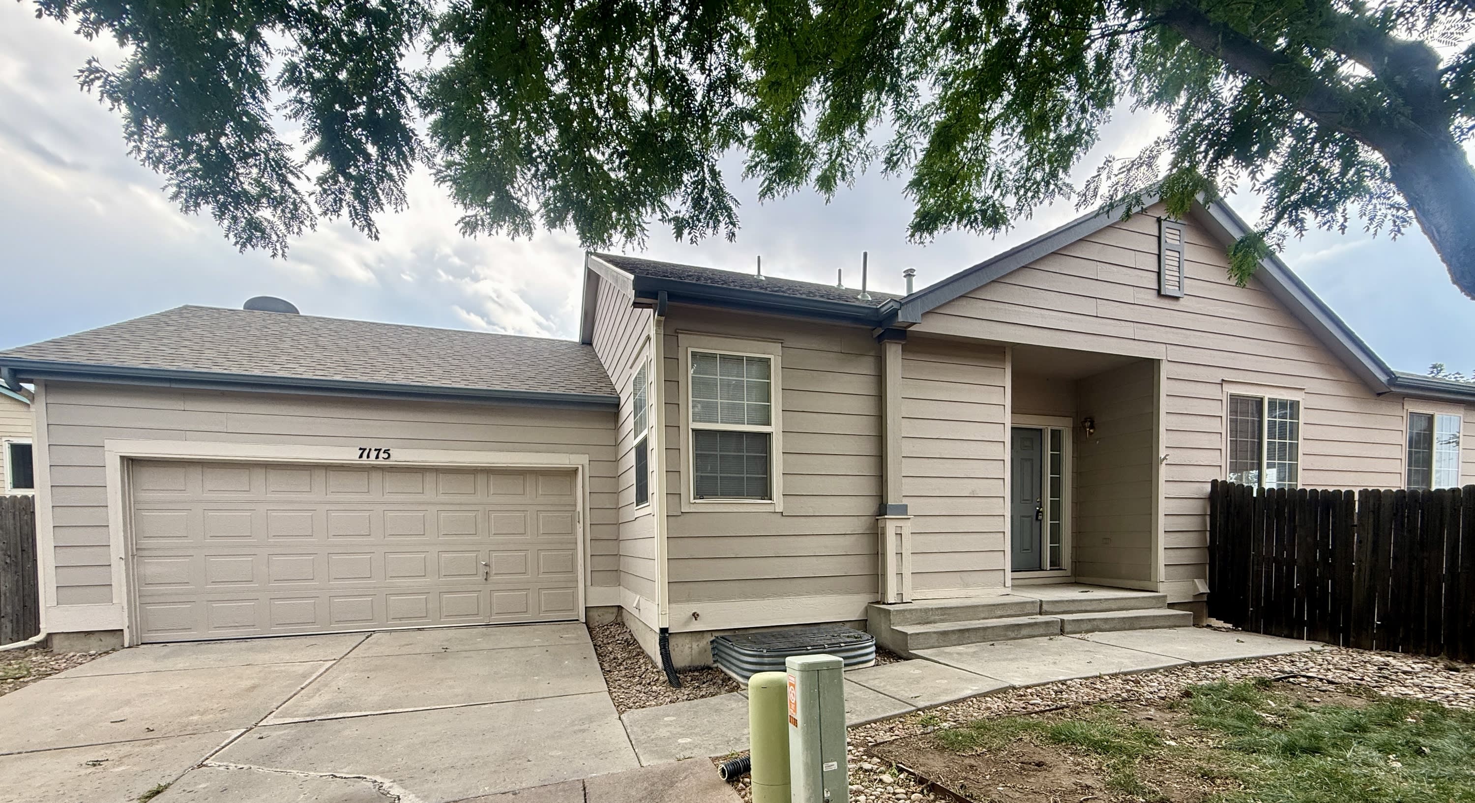 7175 Leeside View – photo 1