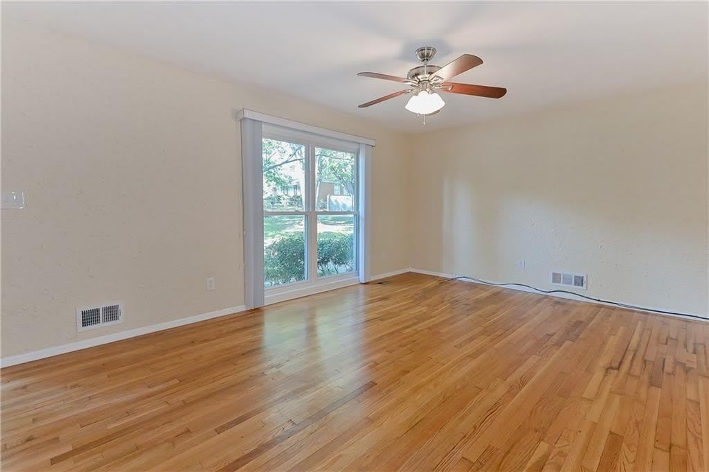 1935 Inverness Road Se – photo 4
