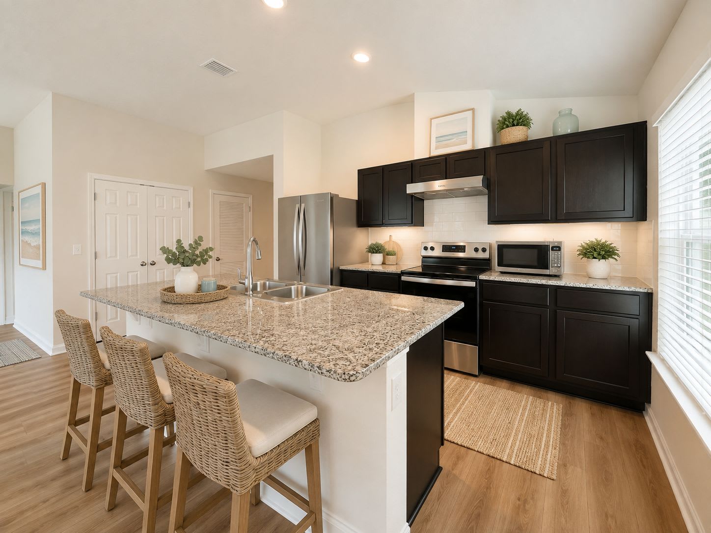 817 Trellis Bay Drive – photo 2