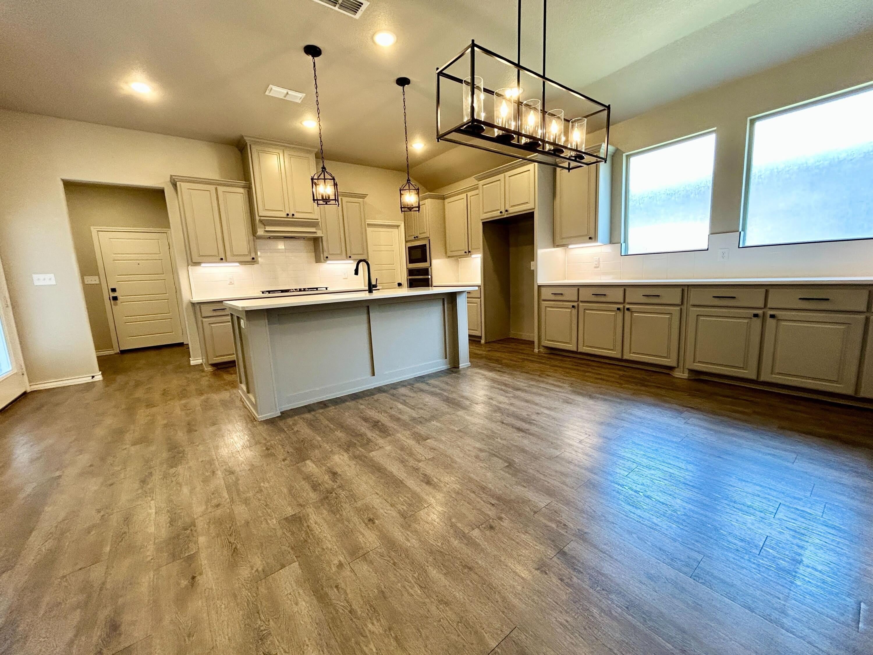 7618 55th Street – photo 3