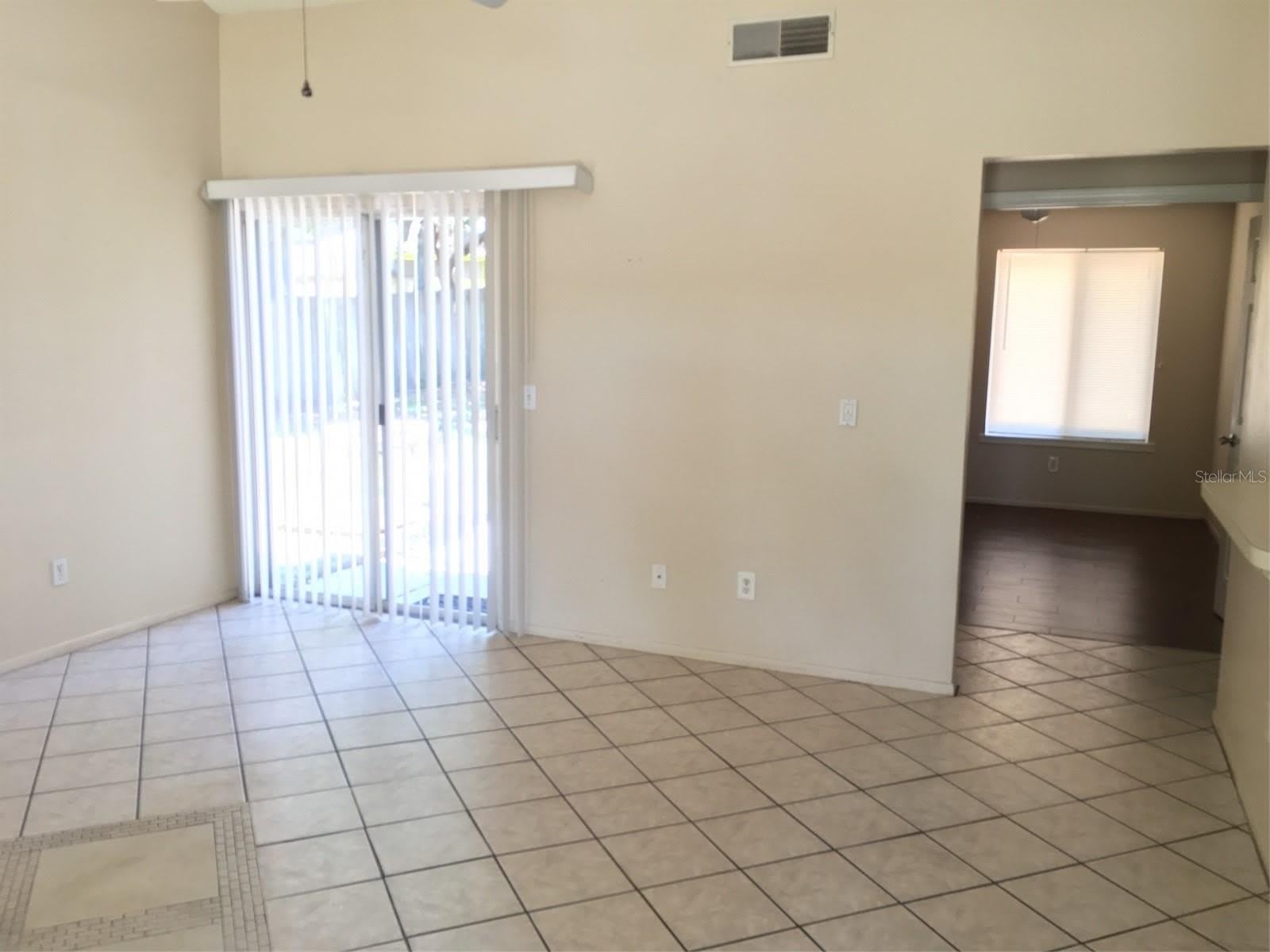 2747 KAVALIER Drive – photo 3