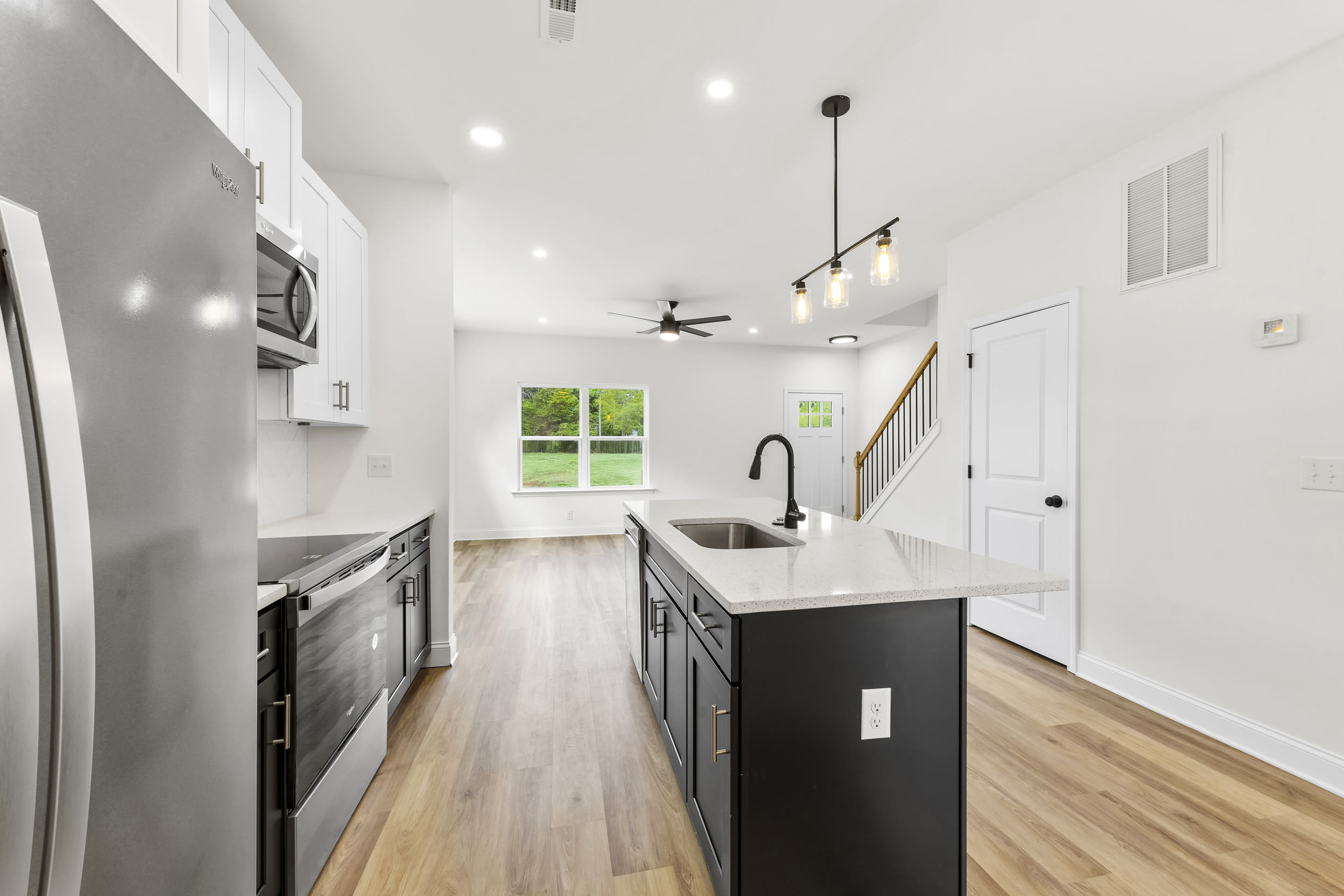 2043 Greenoak Drive – photo 4