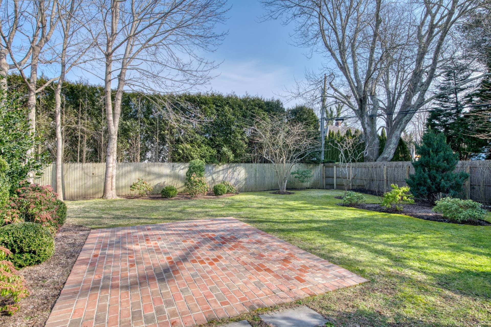 51 The Circle Apartment 3 – photo 3