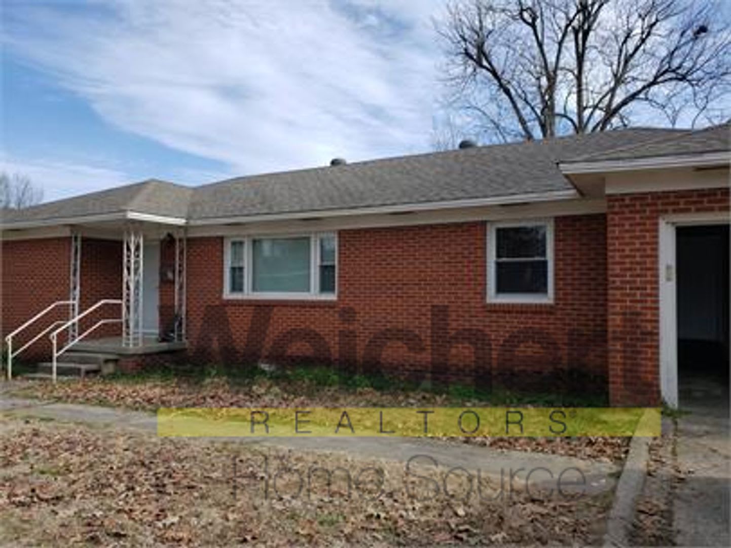 Brick Home – photo 1