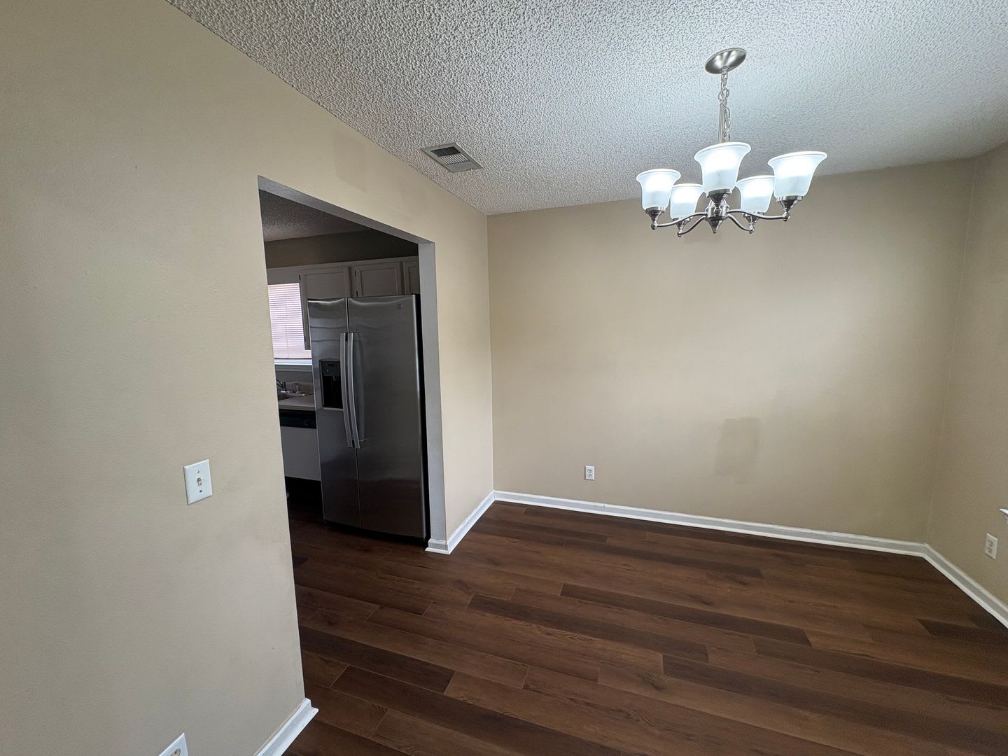 Great Georgetown Home – photo 5