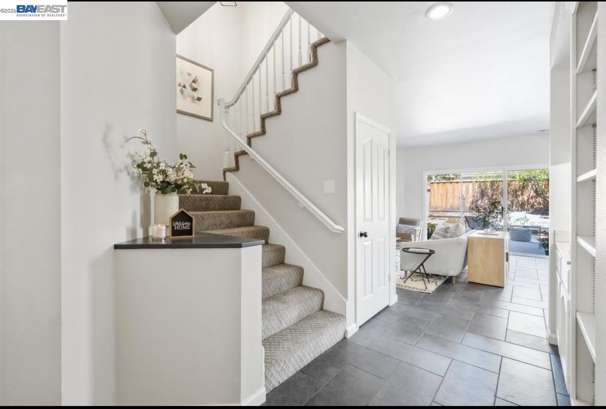 5 Stuart Pl – photo 4