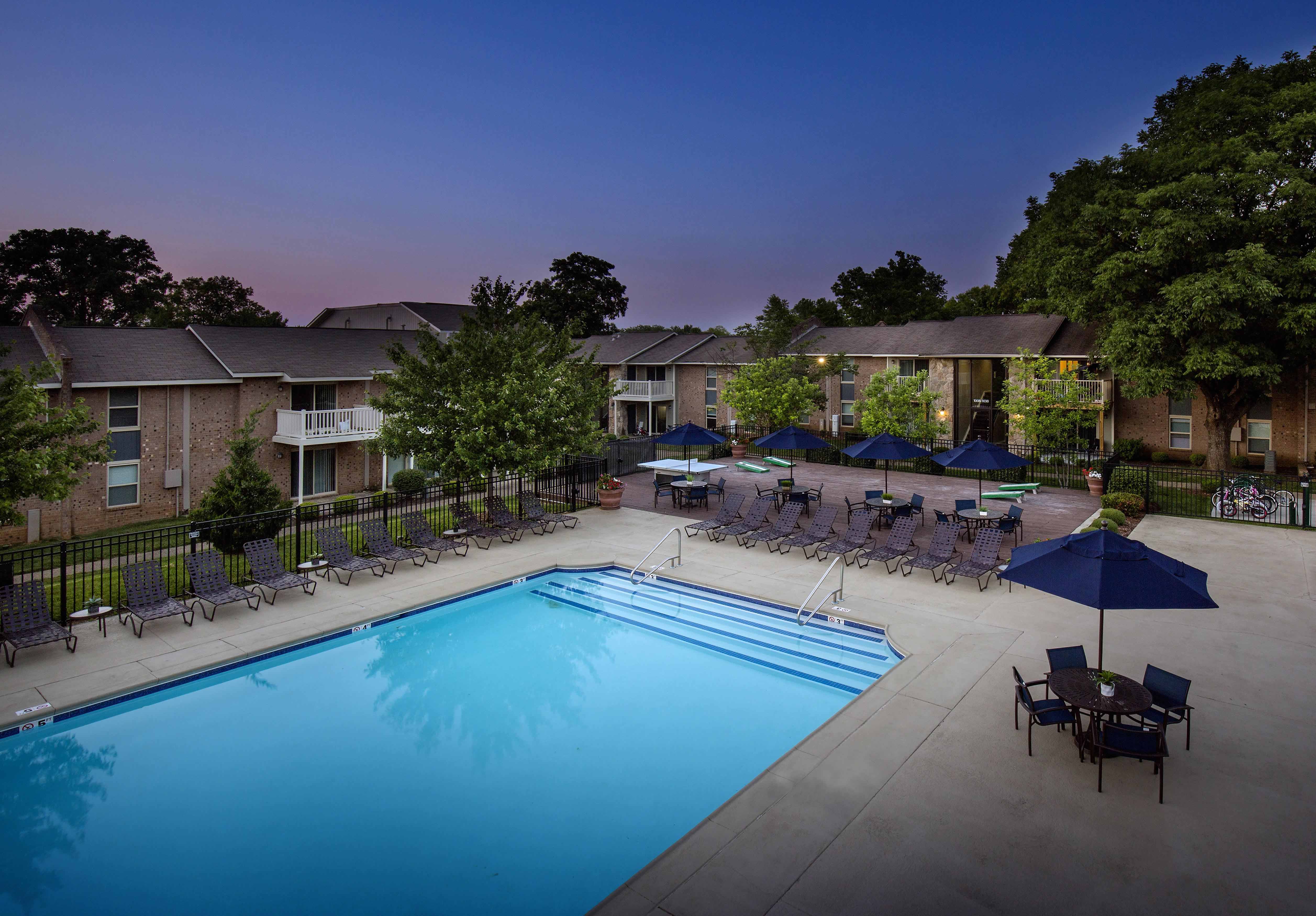Plainview Apartments – photo 1