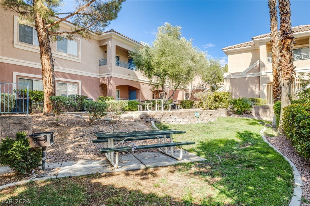 300 Pine Haven Street – photo 2