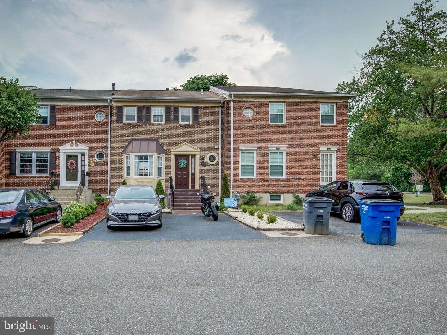 7112 LAKE COVE Drive – photo 2