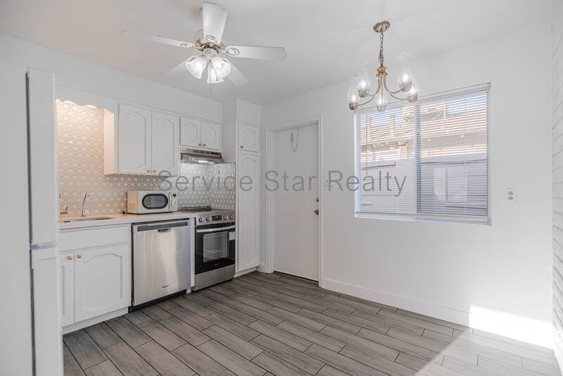 518 E Huntington Dr – photo 3