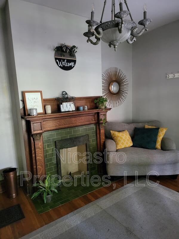 175 East Northwood Avenue – photo 2