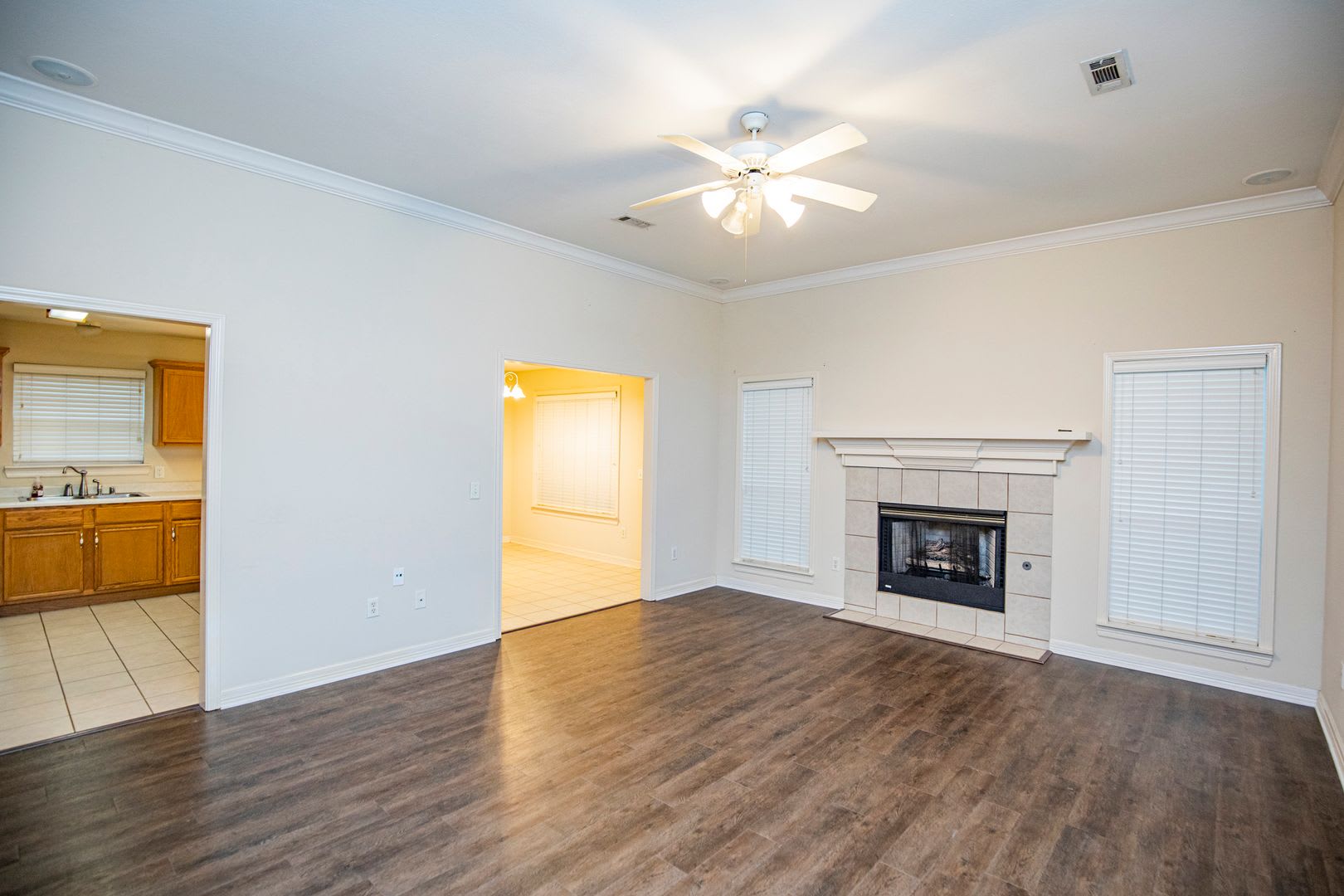 ***908 Cheyenne*** – photo 3