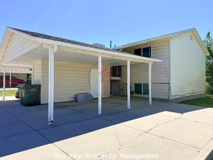 351 Noble Road – photo 2