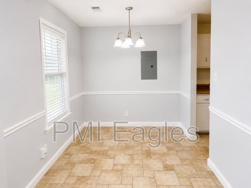 1140 Timothy Avenue – photo 3