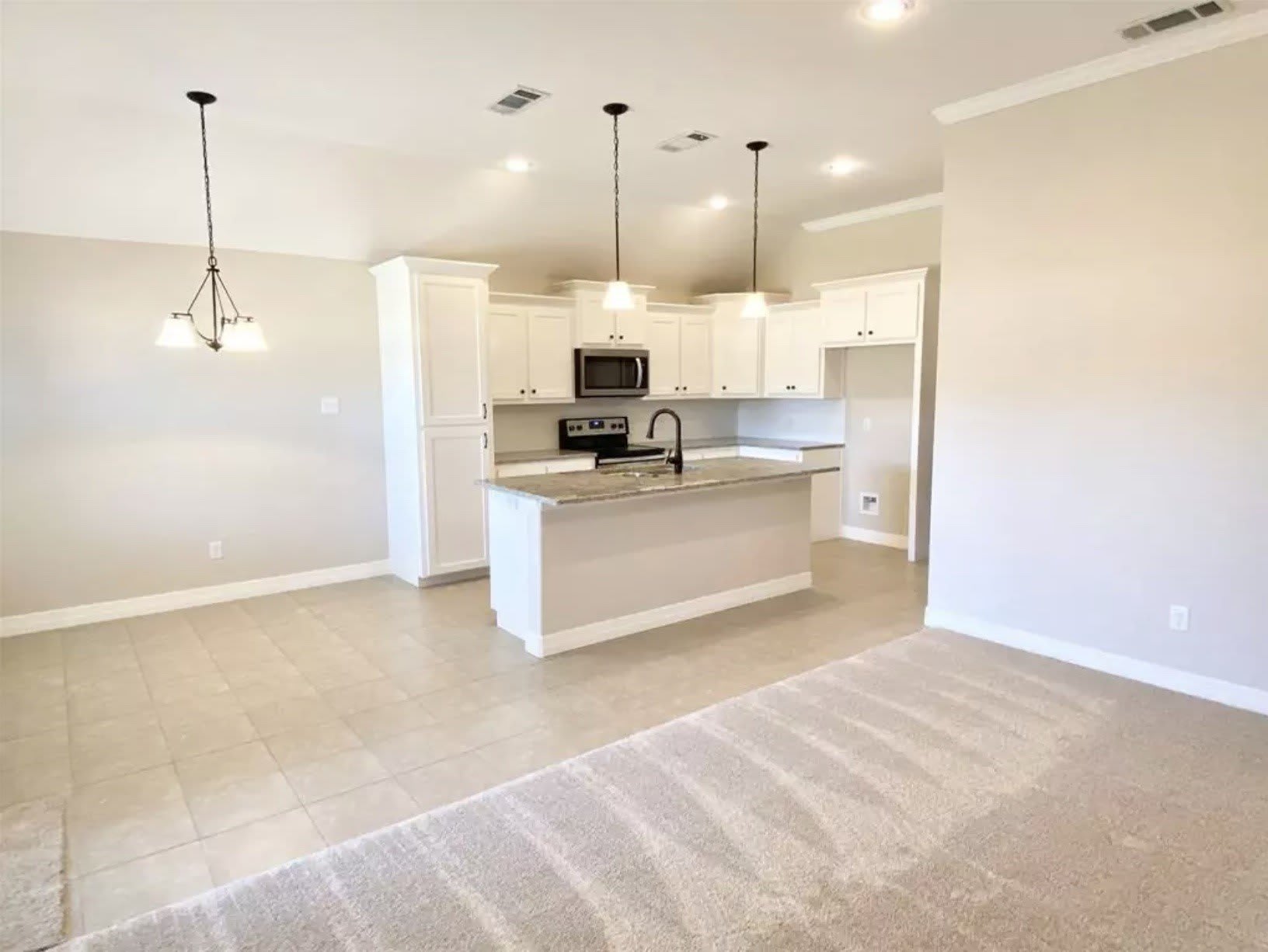 126 Frank Street – photo 4