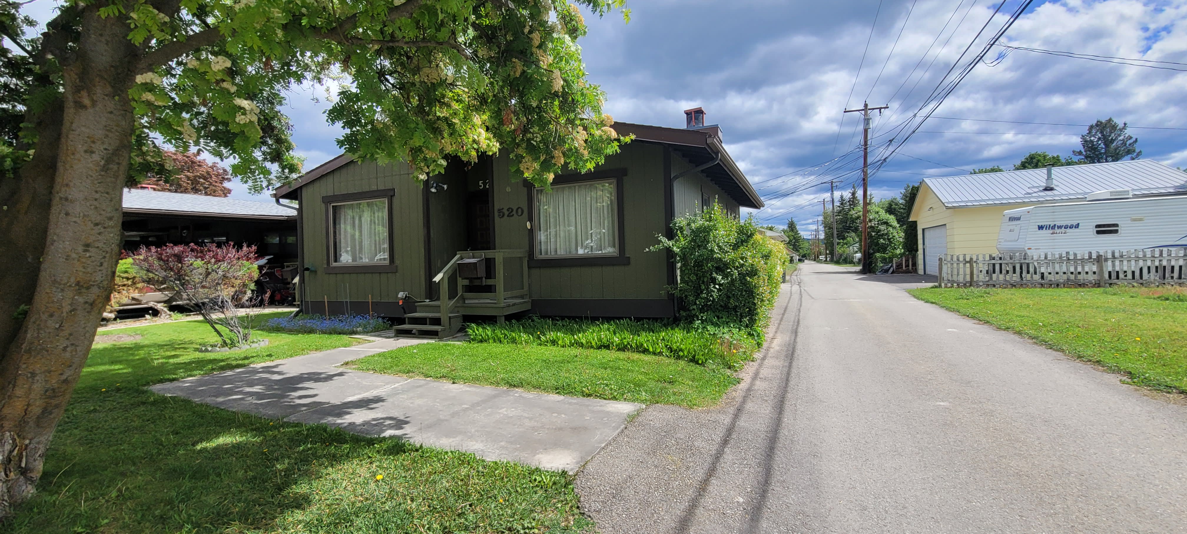 520 12th St E – photo 2