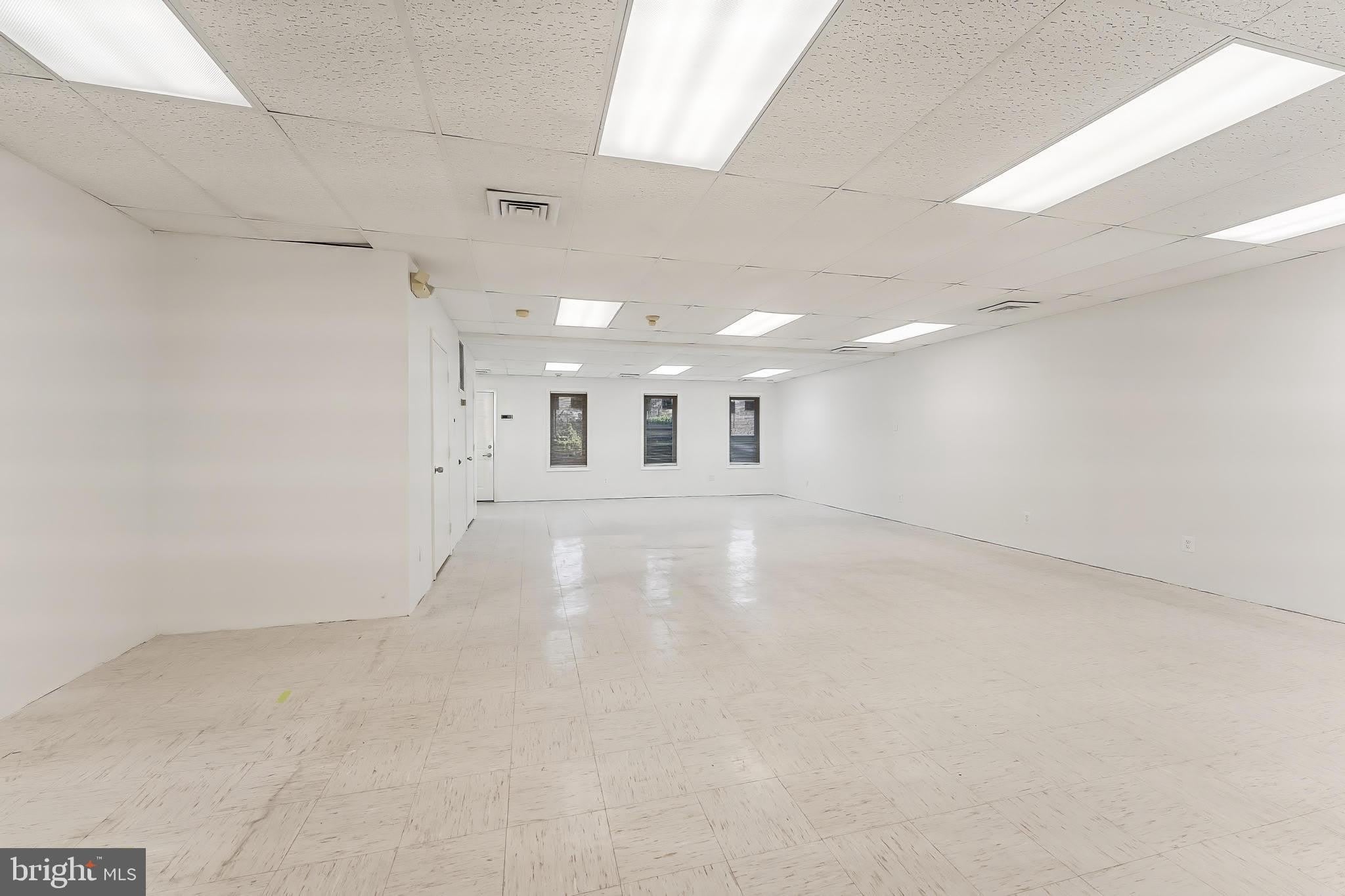 299 Herndon Parkway – photo 4