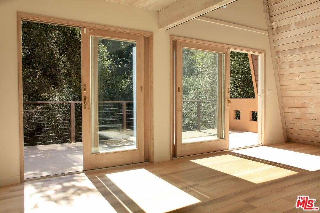 1578 Topanga Skyline Dr – photo 2