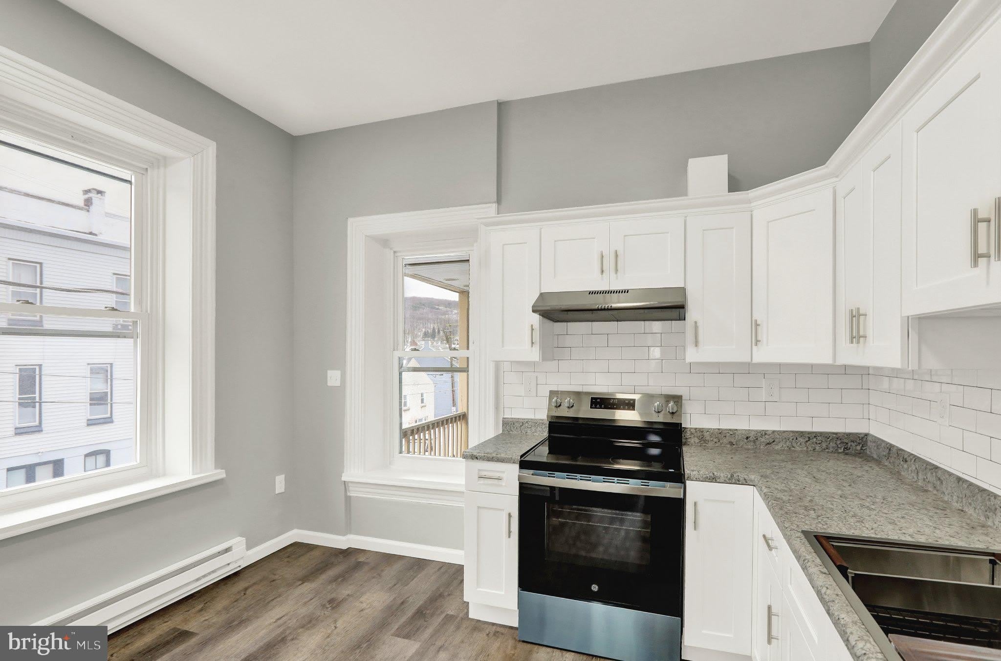 1156 FRANKLIN Street – photo 3