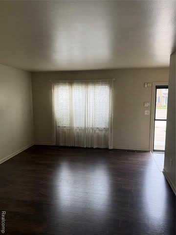 38129 Jamestown Drive – photo 5