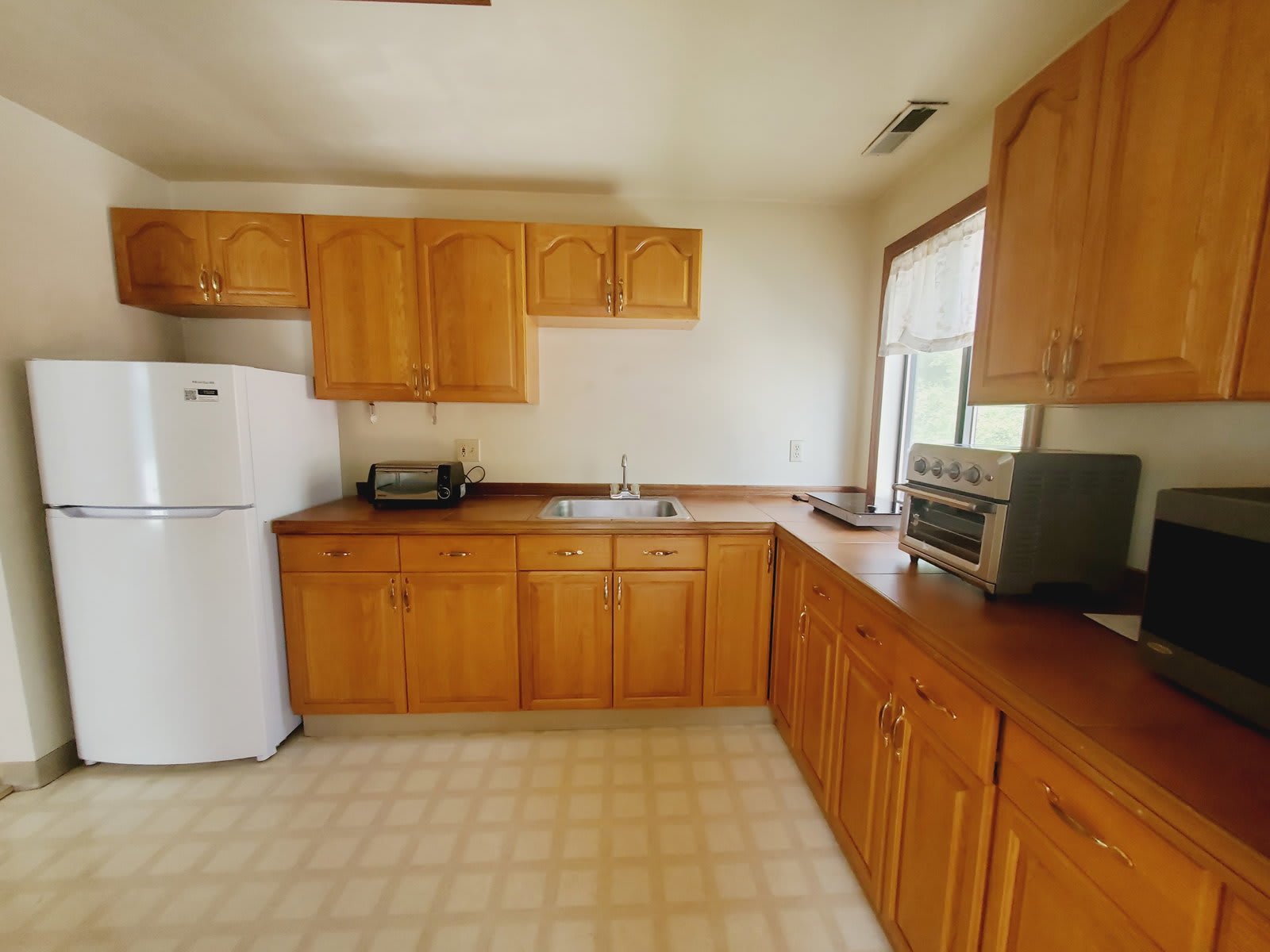 180 5th Street – photo 3
