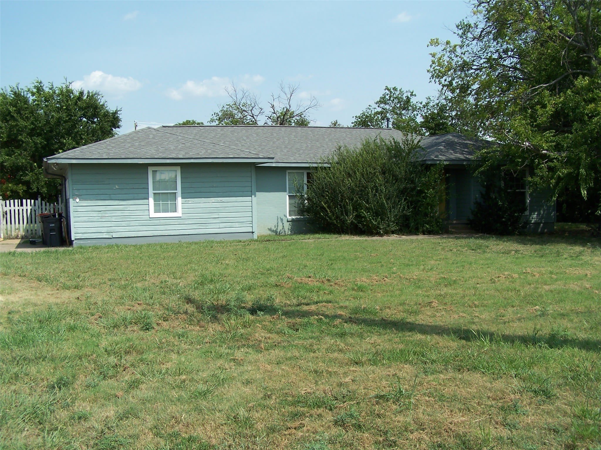 802 N Powell Parkway – photo 1