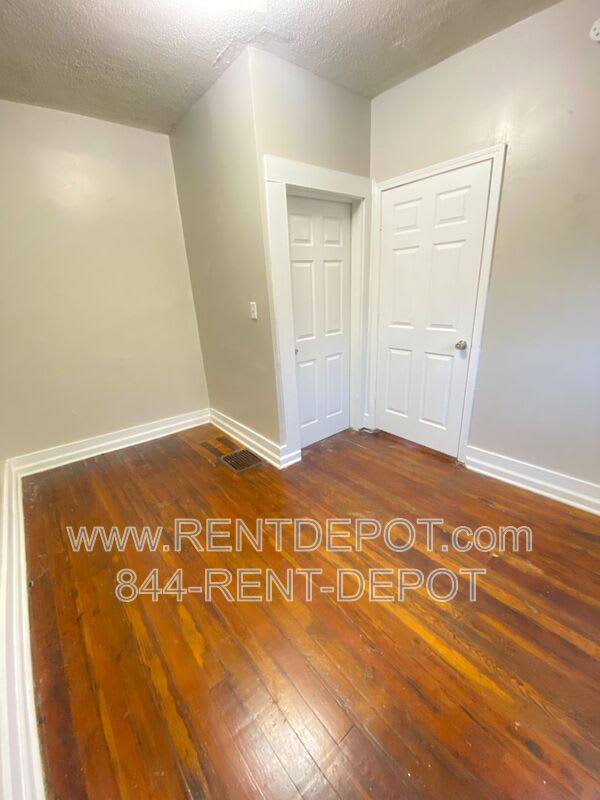 1136 Jefferson Ave. – photo 3