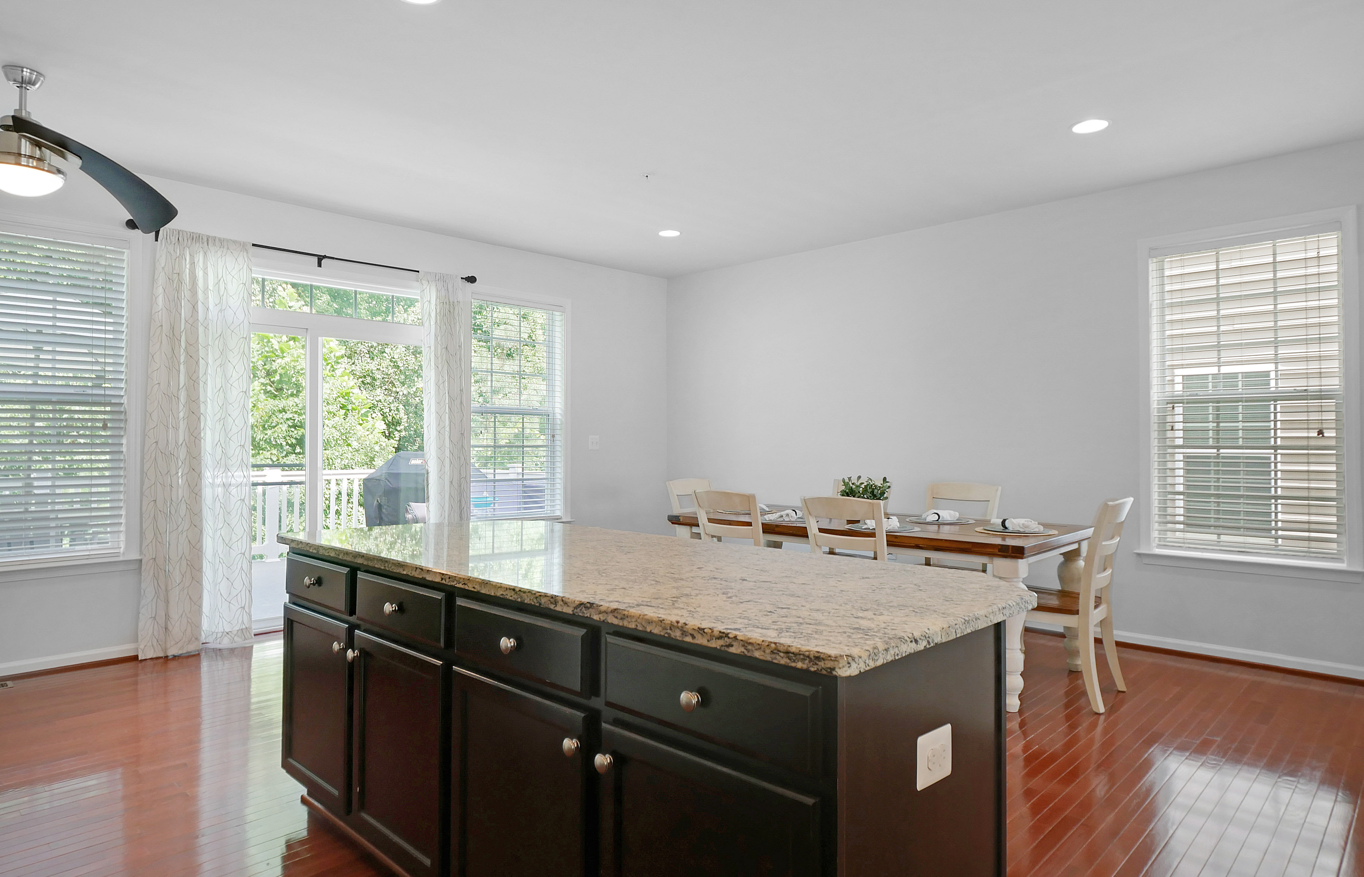 4817 Forest Pines Dr – photo 3
