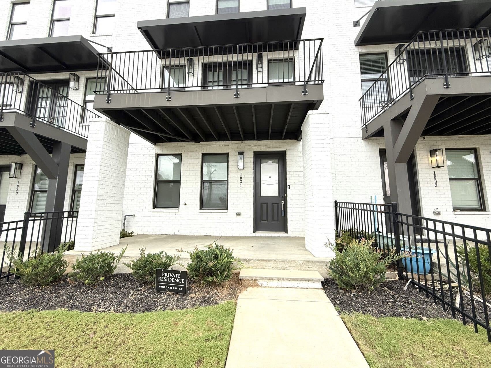1031 Robert Smalls Way – photo 3