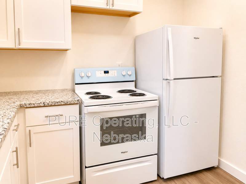 4245 Burdette St – photo 3