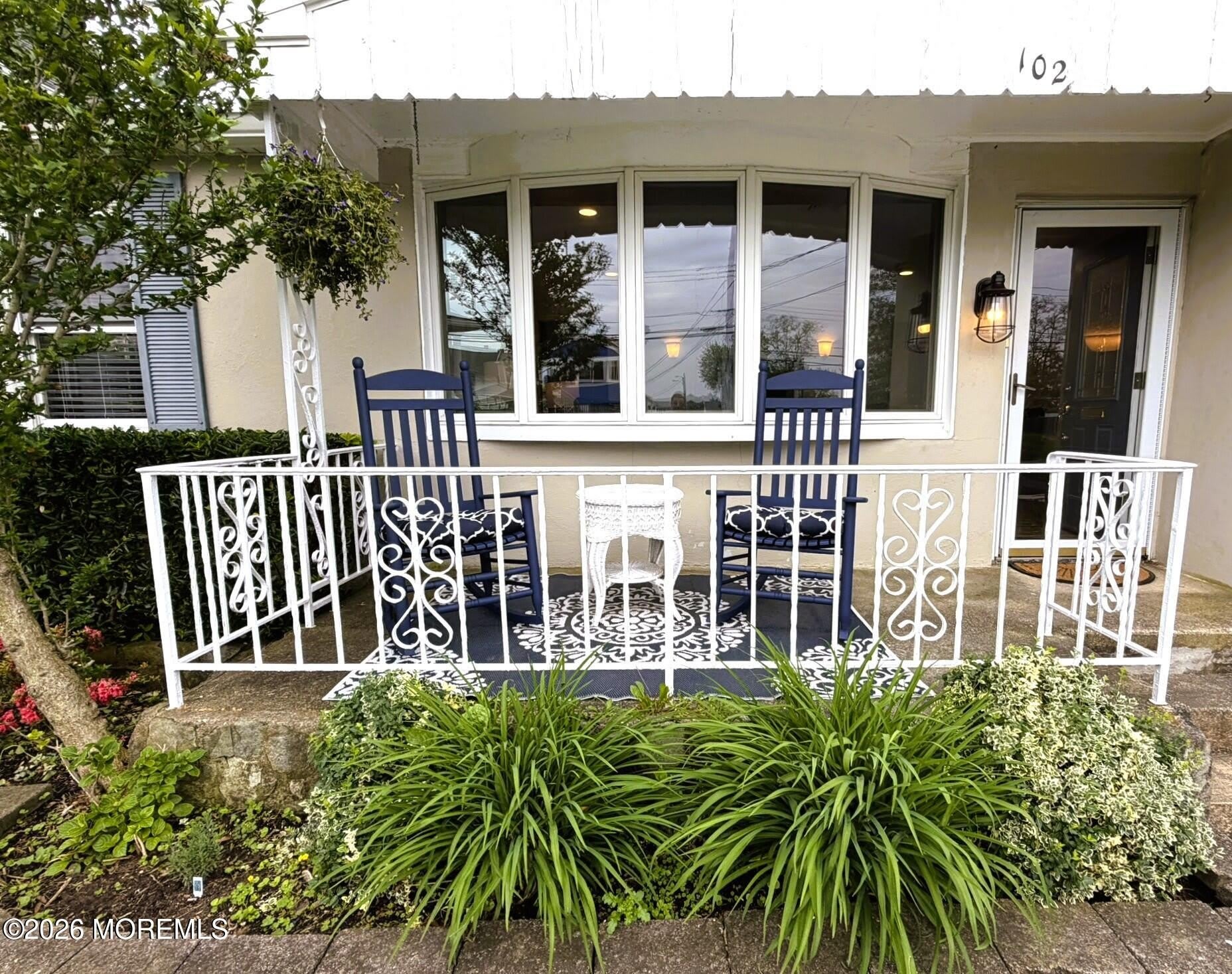 102 Columbia Avenue – photo 2