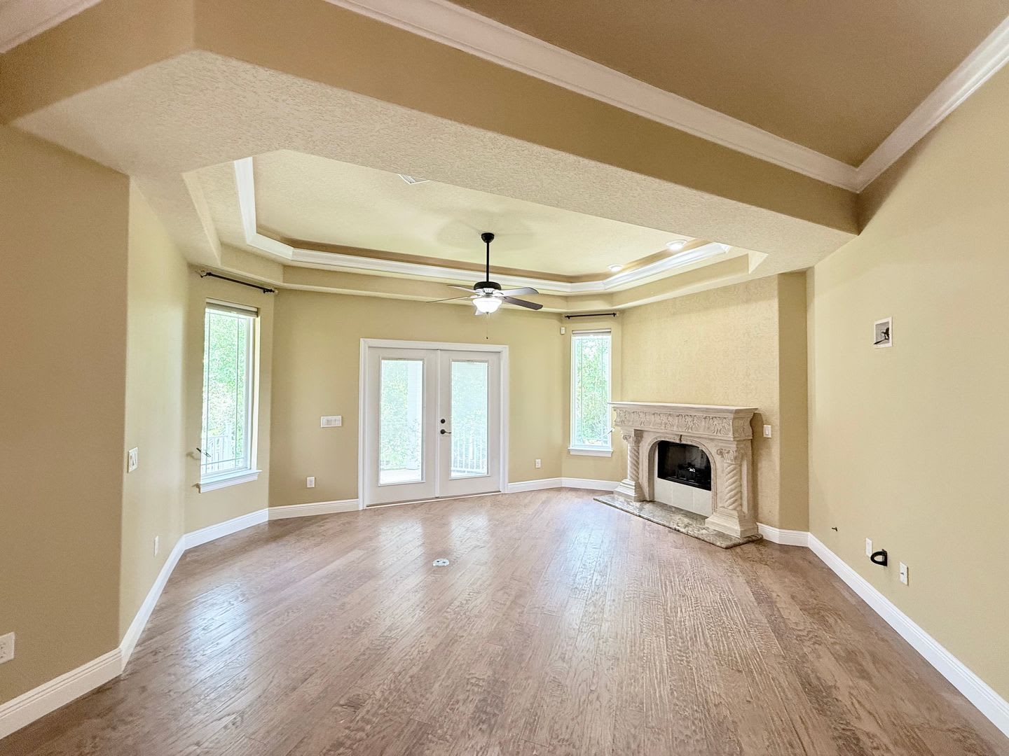 4-Bedroom Multilevel Home – photo 3
