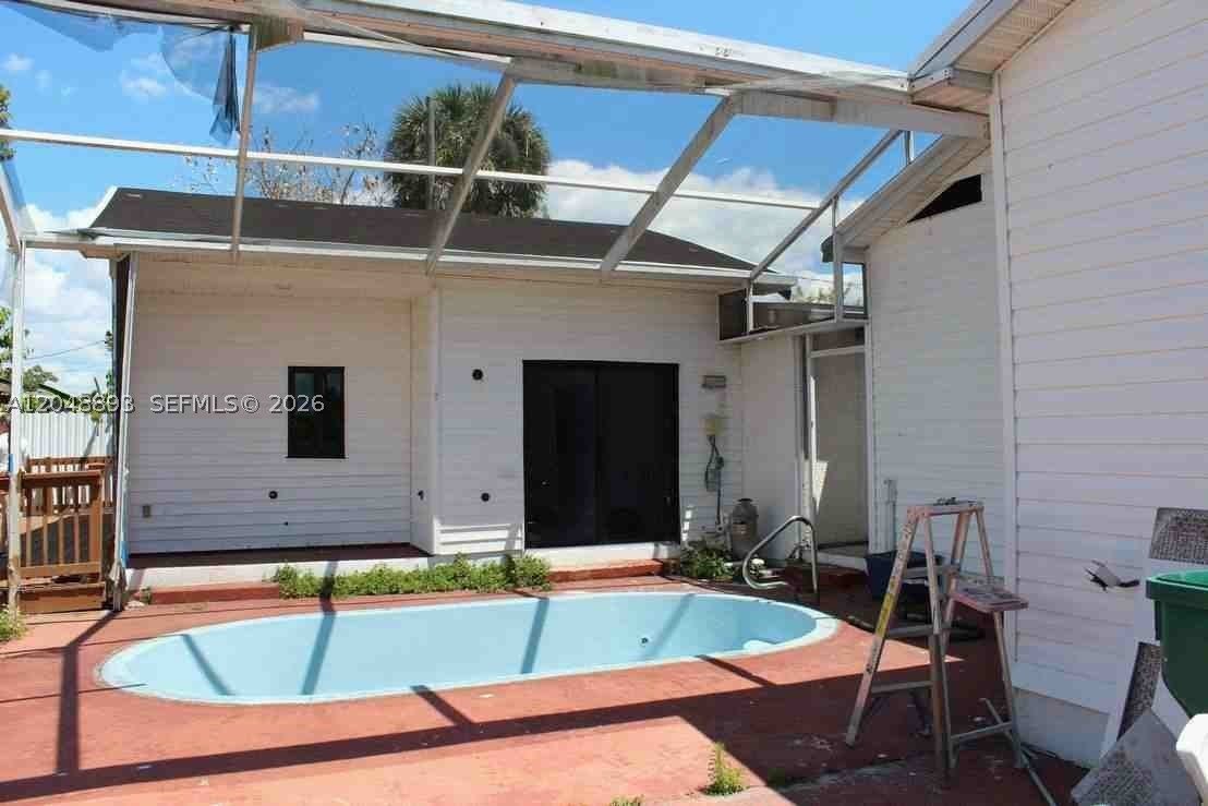 111 POINSETTIA CIR NE – photo 2