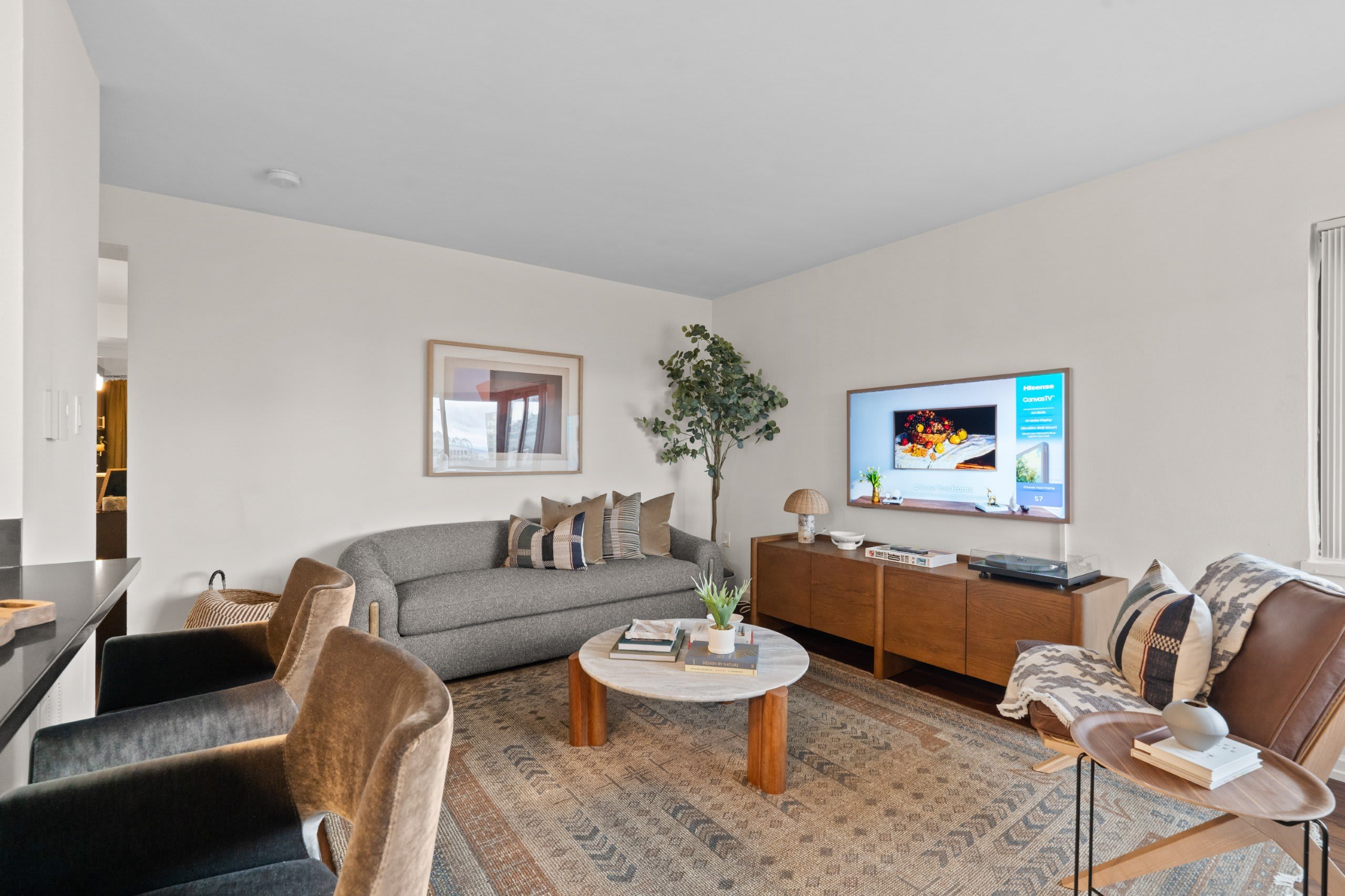Skye Apartments – photo 3