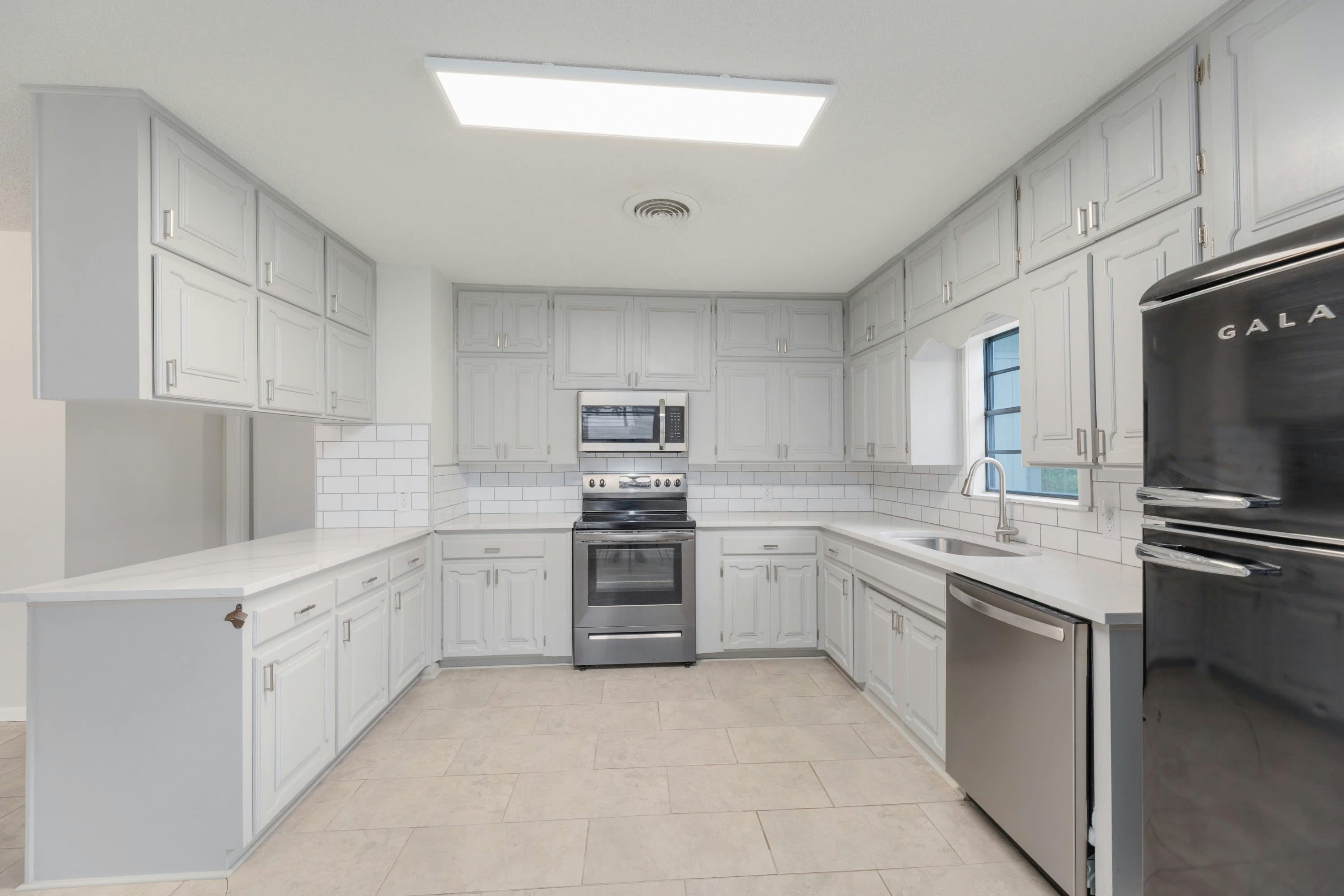 419 North Doak Street – photo 3