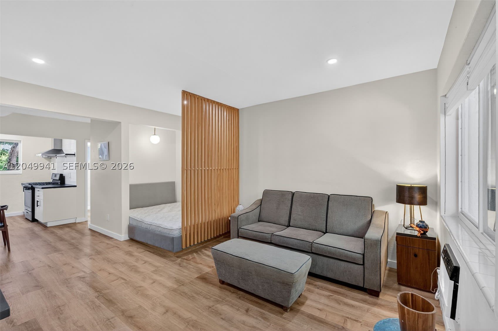 428 Collins Ave – photo 3