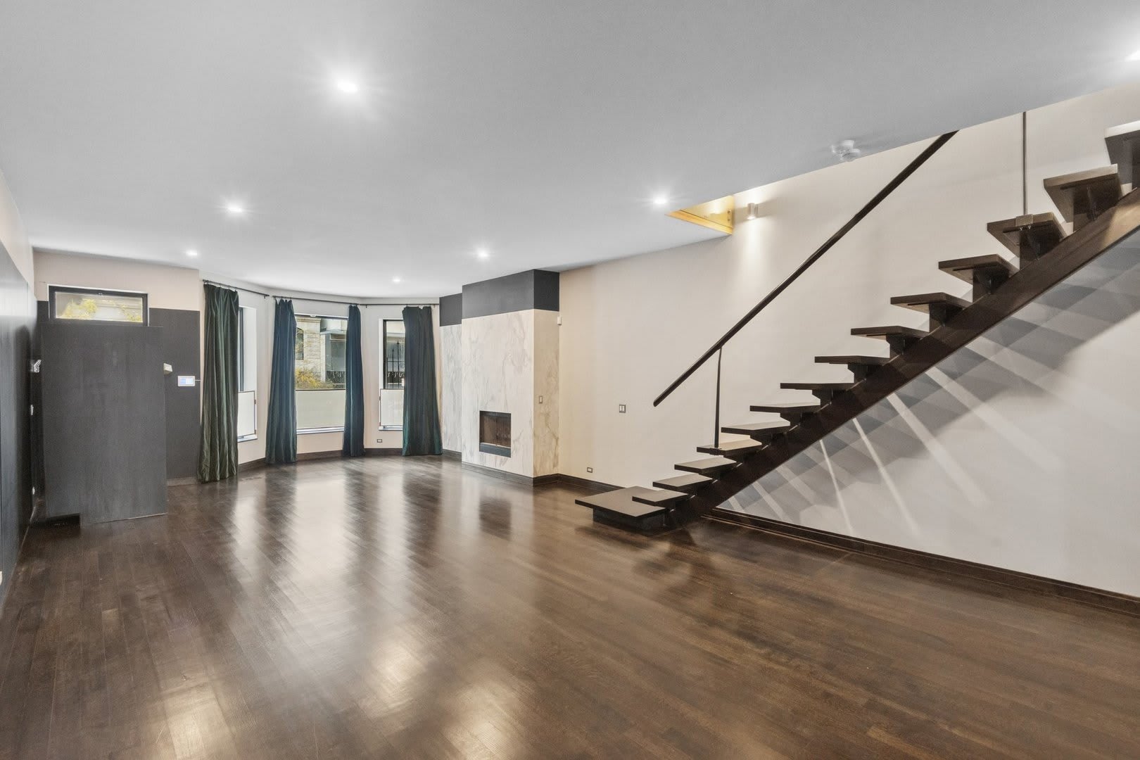 44 E Cedar Street – photo 4