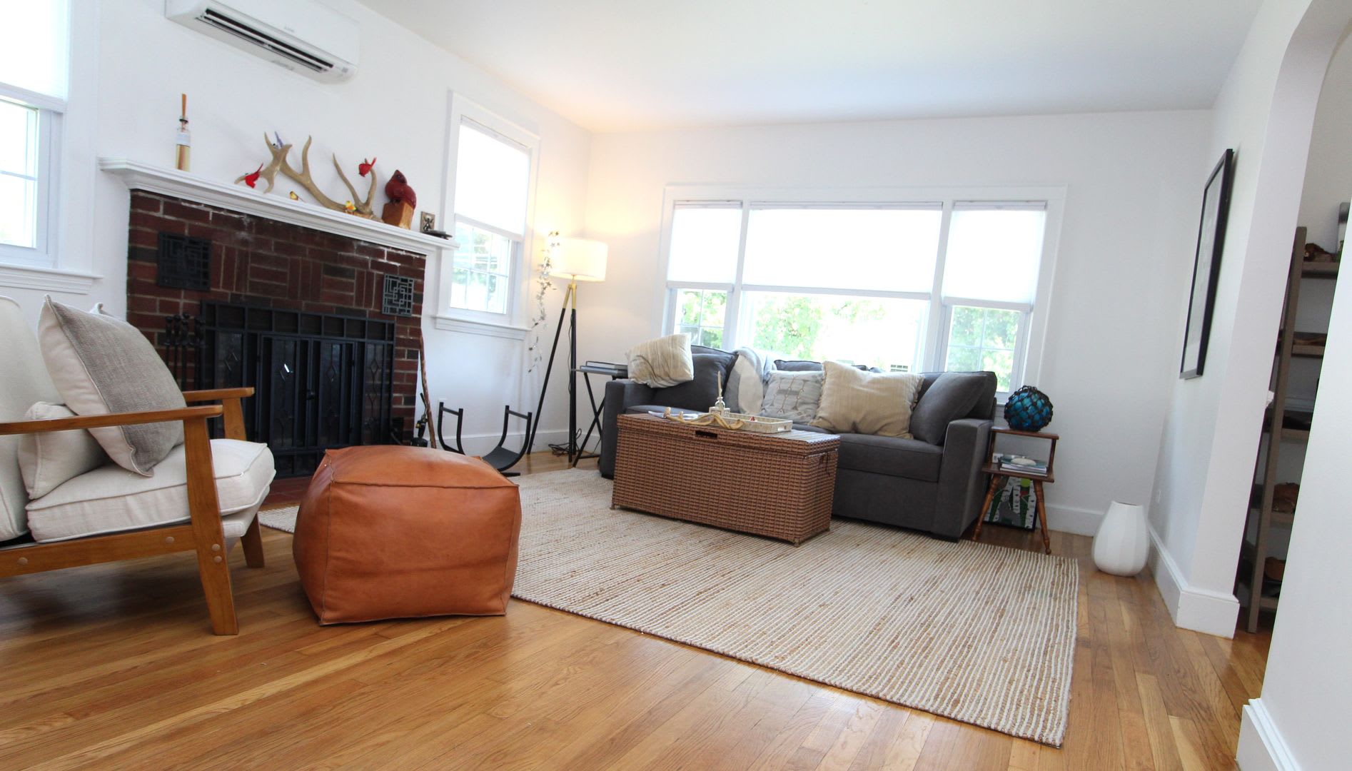 Beautiful Furnished 2-Bedroom Home with 2-Car Garage – photo 4