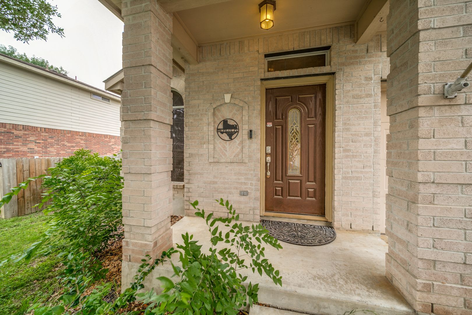 3-BEDROOM, SINGLE-STORY HOME IN CIBOLO – photo 3