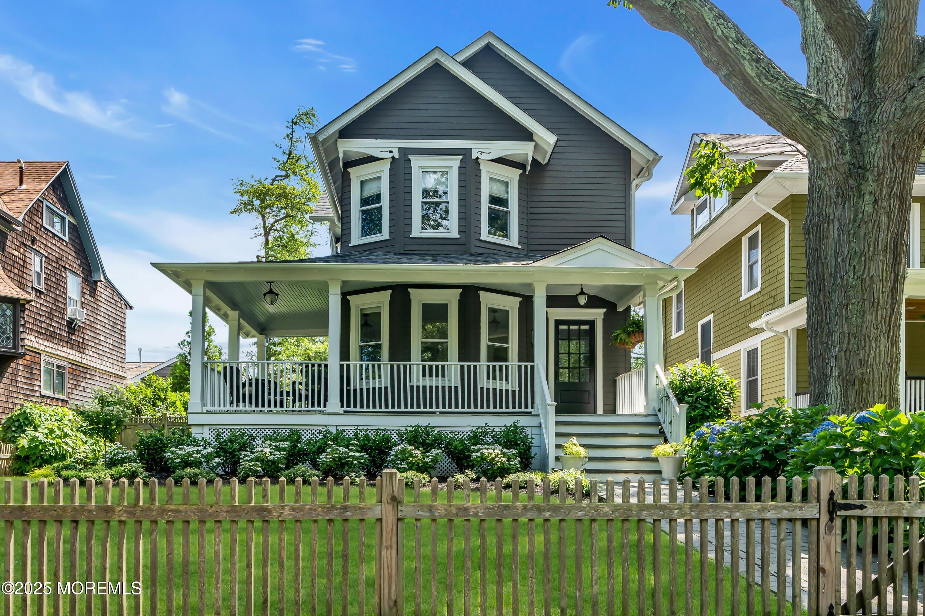 1108 4Th Avenue – photo 1