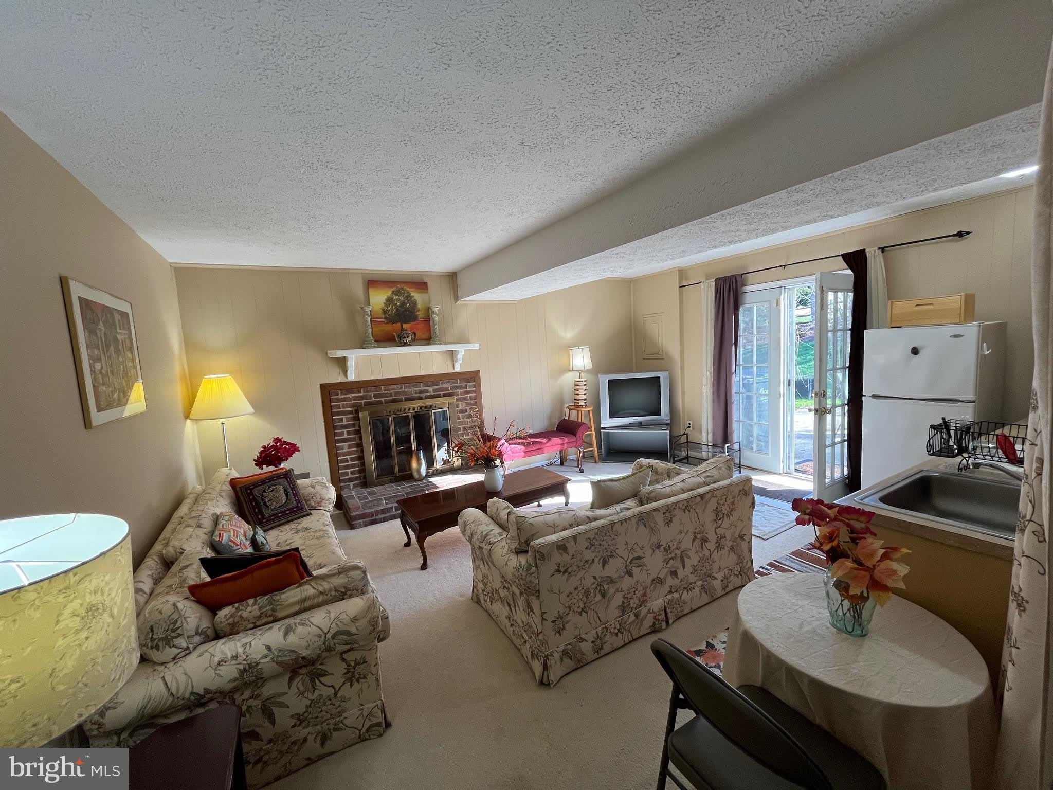 6220 HIDDEN CANYON Road – photo 2