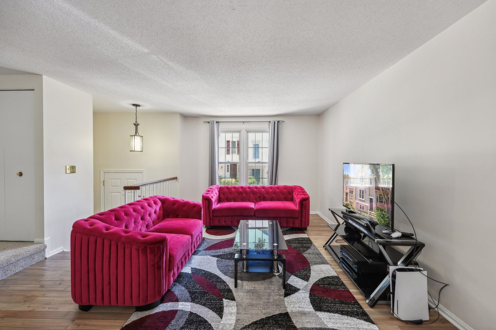 Welcome to 71 Fendall Avenue! – photo 3