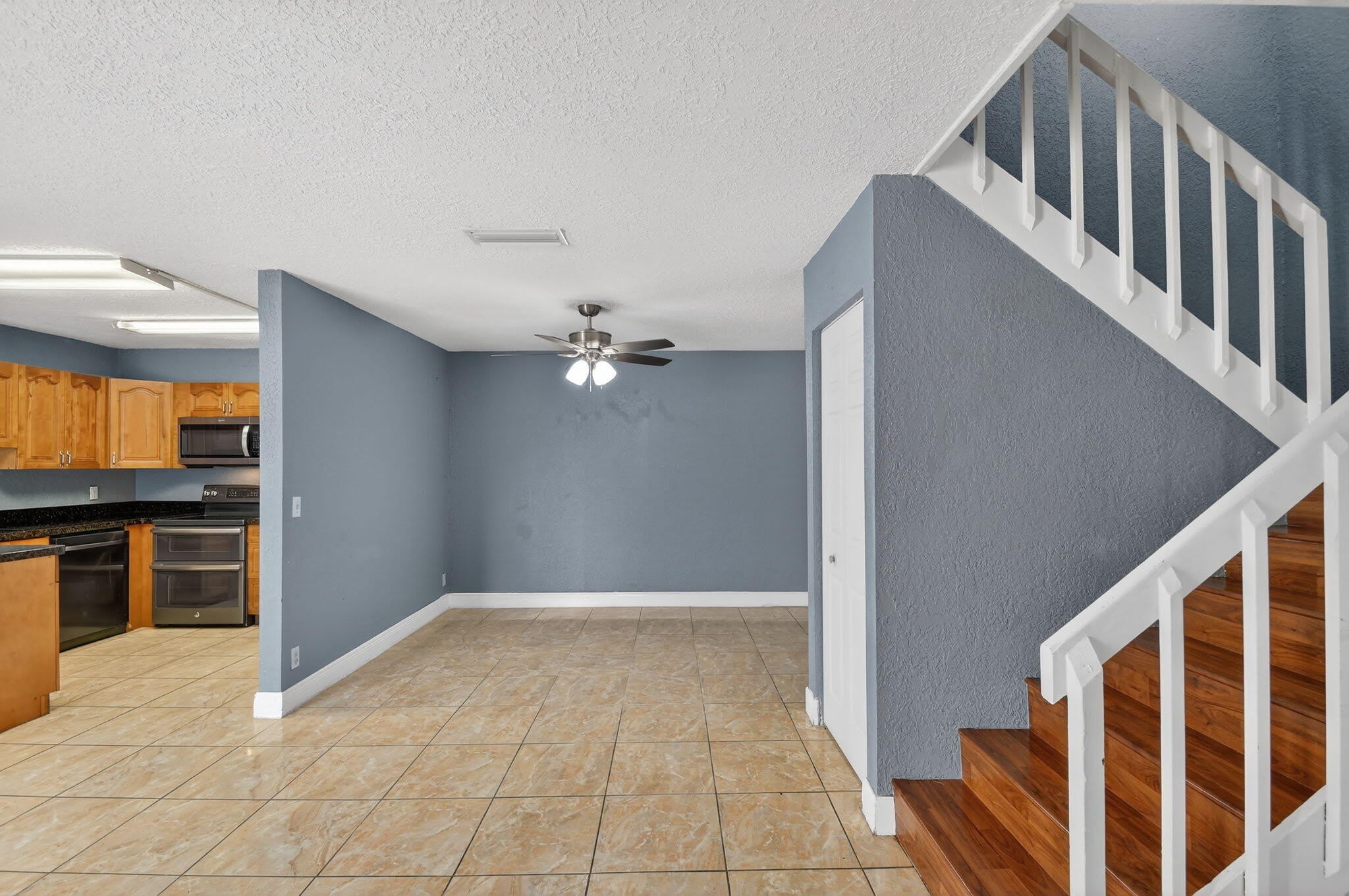 320 Woodland Road – photo 5