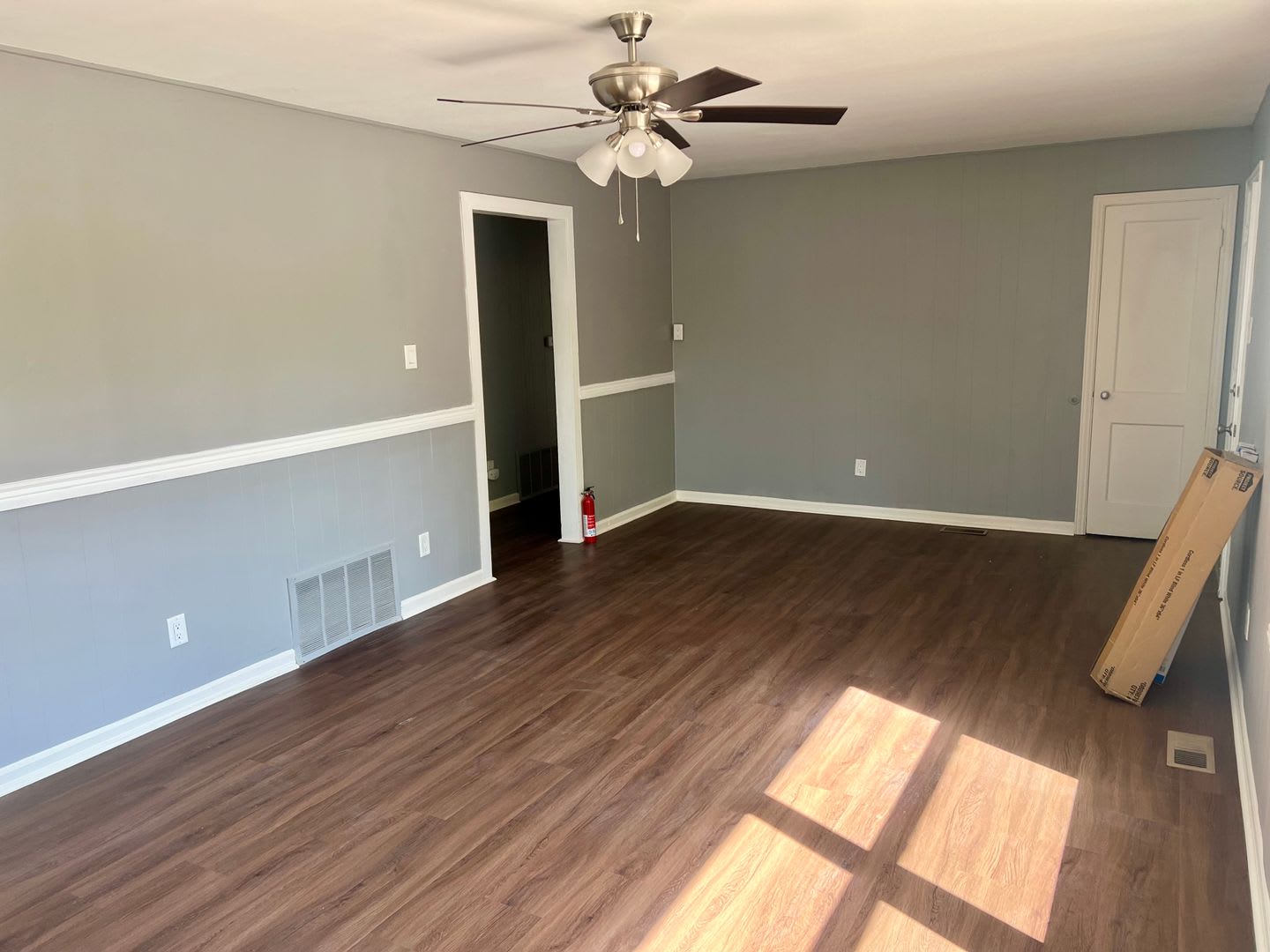 Adorable remodeled 2 bedroom in OLD NORTH END – photo 3