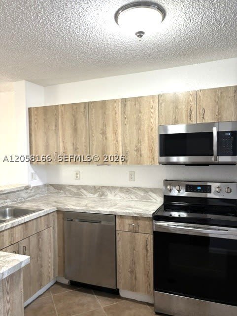 14367 SW 120th Ct – photo 4
